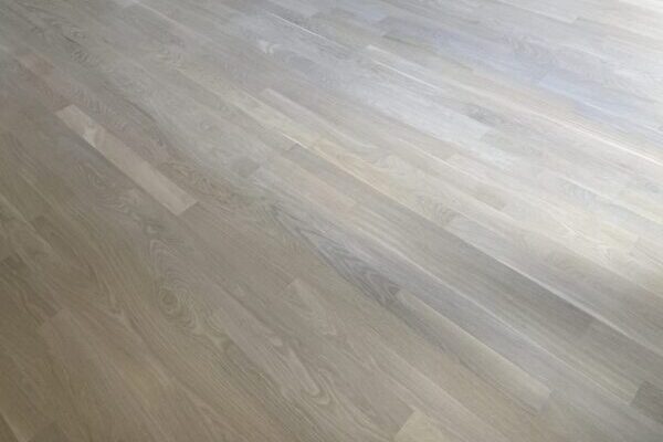 Hardwood floor installation, staining and finishing LUKS Construction Seattle, Bellevue, Redmond, Kirkland, Issaquah, Sammamish, Redmond & Mercer Island