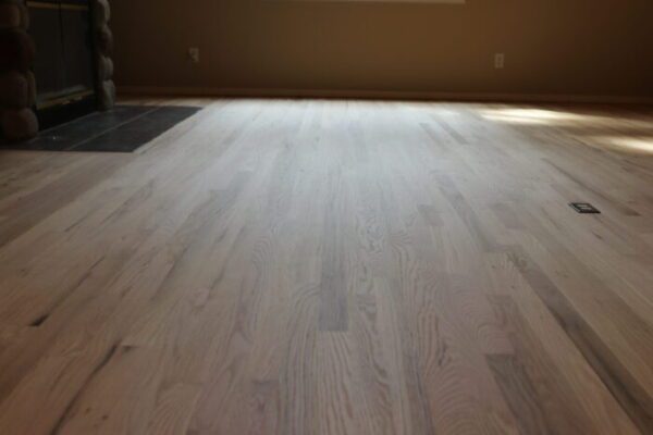 hardwood installation and finishing Seattle and Bellevue WA