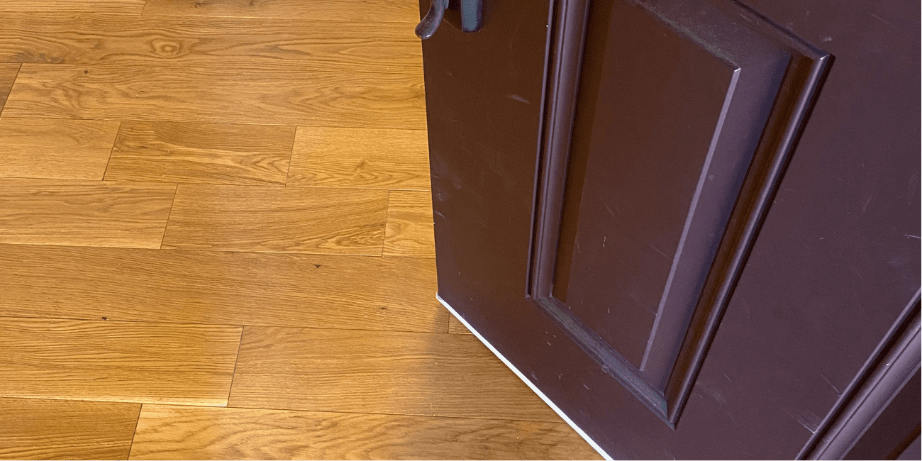 Discover why warm, matte, wide-plank hardwood with low-VOC finishes is Seattle's top 2025 choice. Dustless refinishing & installs by LUKS Construction